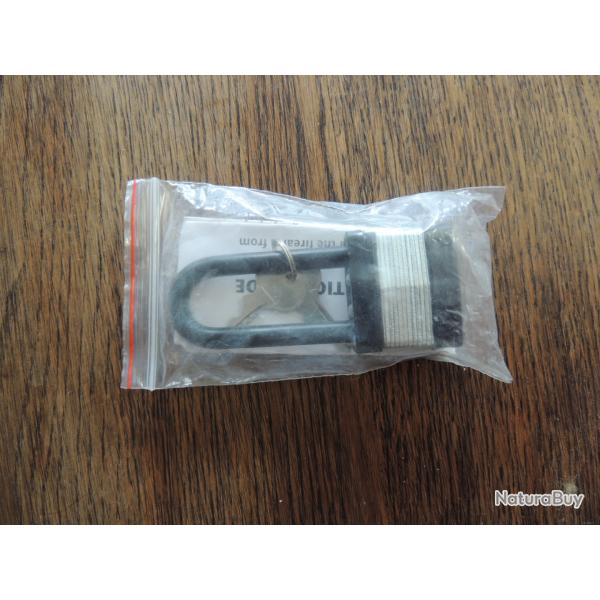 verrou de pontet  A CLE   VER 15