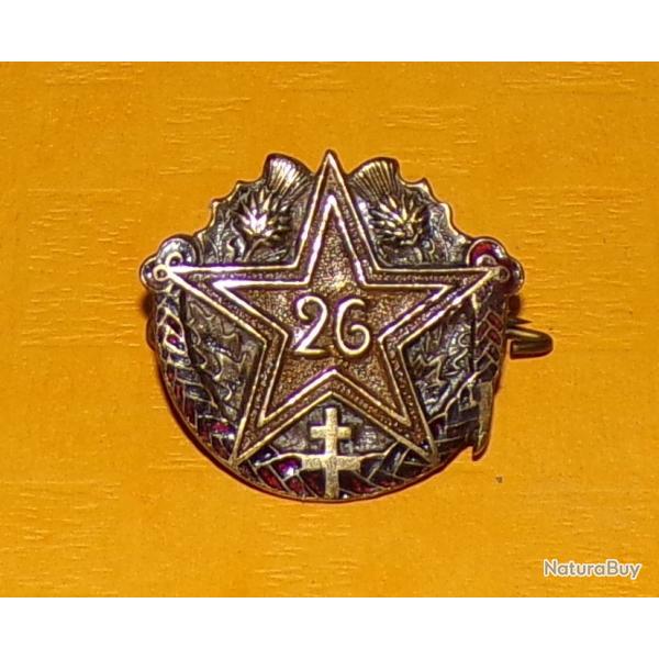 26� R�giment d'Infanterie, argent�, �toile et 26 dor� fins ,�toile brochant sur des chardons inscrit