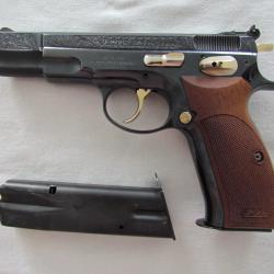 PISTOLET CZ75 &eacute;dition Limit&eacute;e Grav&eacute;e de 1986 9mm PARABELLUM SUPERBE CZ 75