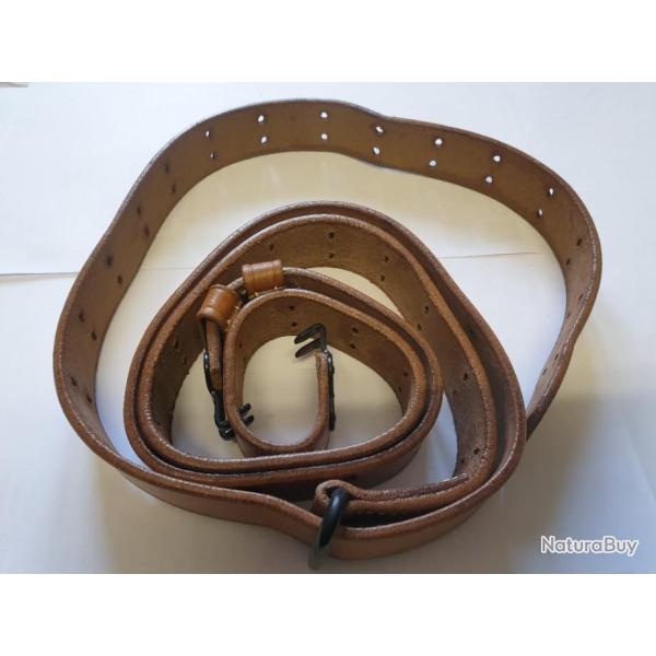 1 Bretelle de Garand en cuir , en reproduction  A25.2