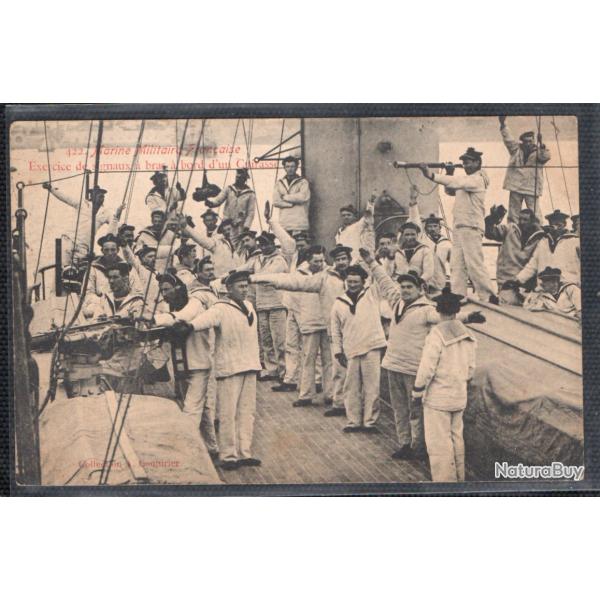 CPA -MARINE MILITAIRE FRAN�AISE - EXERCICE DE SIGNAUX A BRAS A BORD D'UN CUIRASSE- N�3692