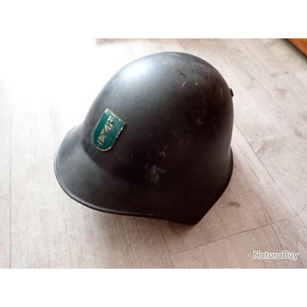Casque vaudois de la protection civile suisse. Mod�le 1918