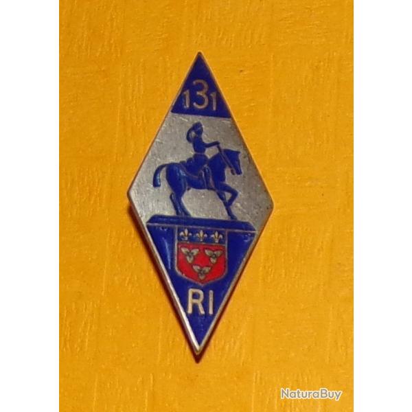 131� R�giment d'Infanterie, hauteur 50 mm, �mail , losange Jeanne d'Arc cheval pointes bleus armes d