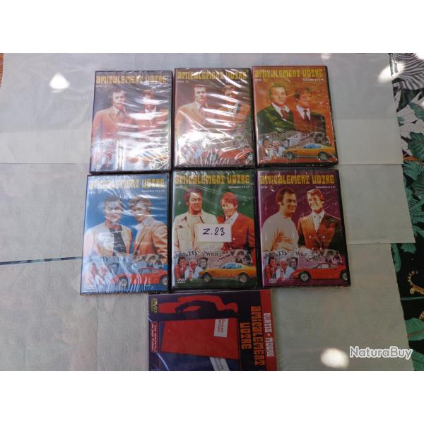 LOT DE SEPT DVDs "AMICALEMENT VOTRE CURTIS ET MOORE" - Z23