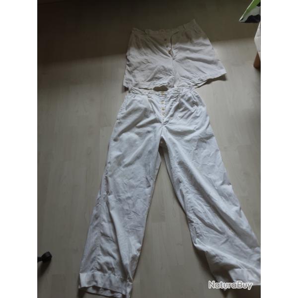 Lot un pantalon un  short blanc militaire/ legion  etrangere