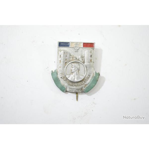 Insigne / badge F�d�ration sportive de France MONTROND LES BAINS 1947 FSF Union de la Loire