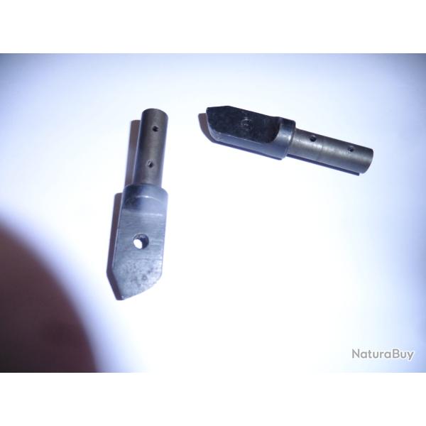 Pi�ces de bipied 1er type - 2 attaches de branches de FM 24/29 ( Neuves)