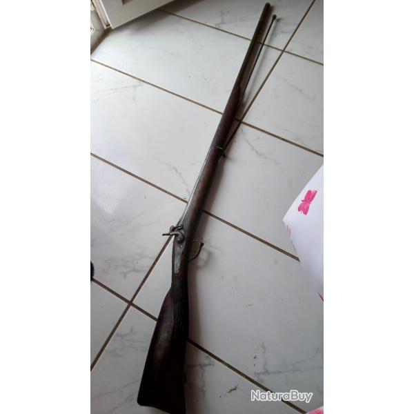 FUSIL A PISTON A POUDRE NOIRE CHASSE CROSSE SCULTE