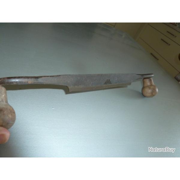 outil d'armurier plane PEUGEOT