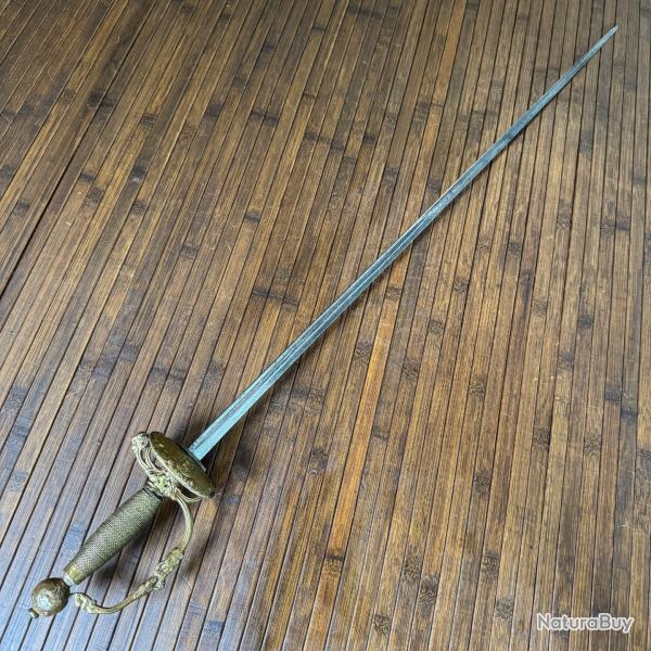 �P�E � PAS D'�NE DU XVlll �me SI�CLE