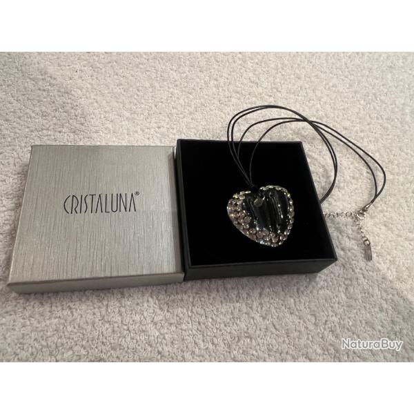 Collier cristaluna glam core pendentif coeur acrylique transparent swarovski cristal 200 608 00