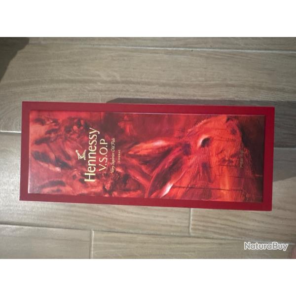 Hennessy VSOP art by yan pei-ming