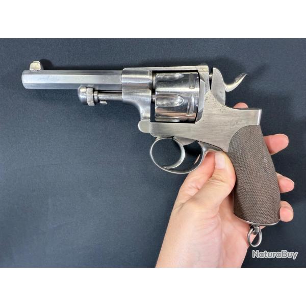 REVOLVER PROTOTYPE 1886 SUISSE??? calibre 11mm