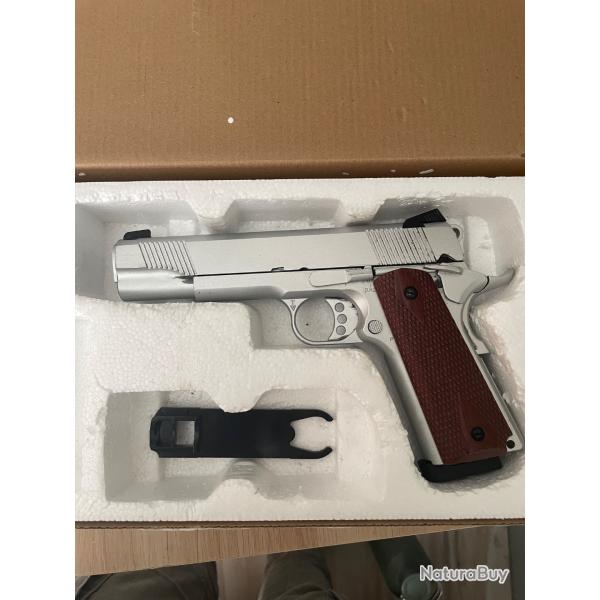 1911 (r�plique Airsoft) Army armament