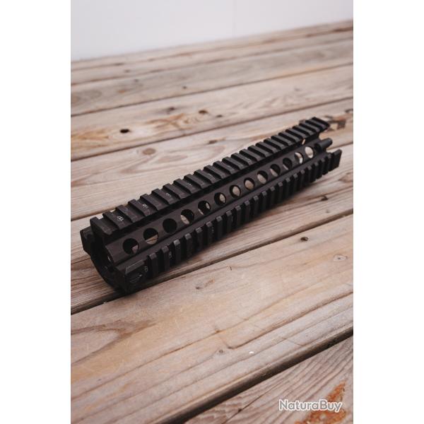 Repro RIS Daniel Defense ( Nut manquant )