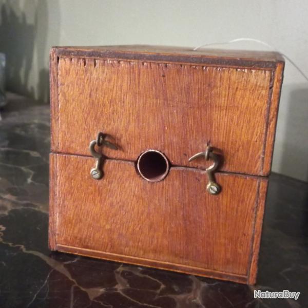 RARE  ancien d�rouleur en bois et laiton pour ficelle ou fil ...