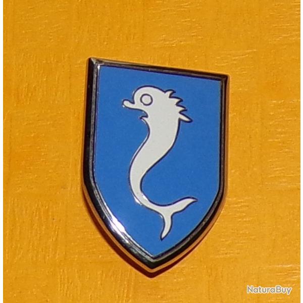 12� Rgt de Cuirassiers, 39 mm, dos guilloch�, bleu clair, �pingle sertie , FABRICANT�DRAGO PARIS , H