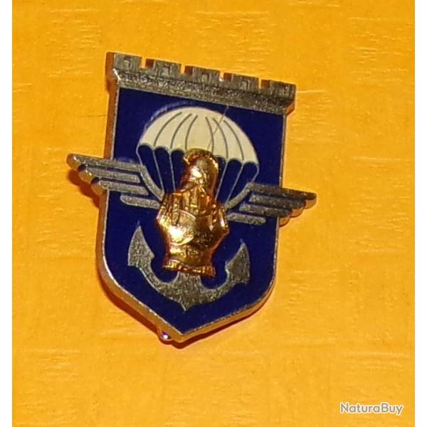17� Rgt de G�nie Parachutiste, dos lisse argent�, FABRICANT DELSART SENS  ,  HOMOLOGATION 369 , BON