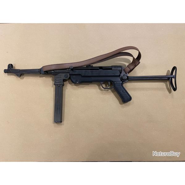 Quasi-Arme Denix MP40