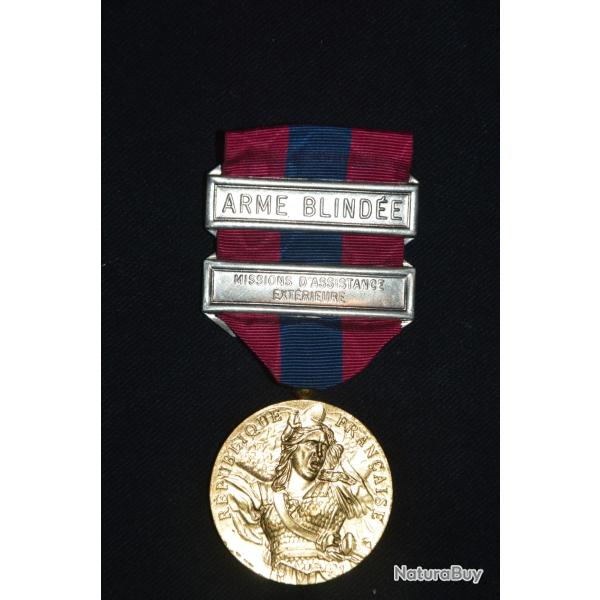 MEDAILLE DEFENSE NATIONALE-AGRAFES MISSION D'ASSISTANCE EXTERIEURE-ARME BLINDEE-CLASSE BRONZE