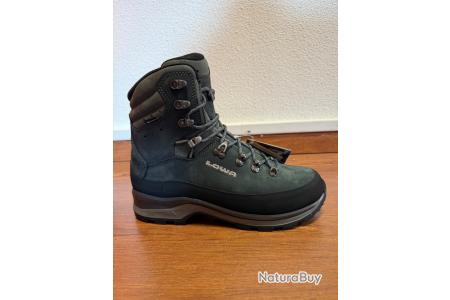 classe Interprète Mensonge bottes de marche homme badge battre en retraite détou