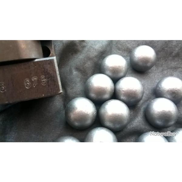 25 Balles ronde (hyper-sph�rique) Calibre .675 - 17,10mm Poids 460 grains , roul�es graphit�e