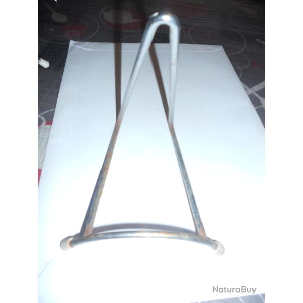 pr�sentoir ou supports assiette ou livres , cadres , photos etc...2 tailles lot de 5