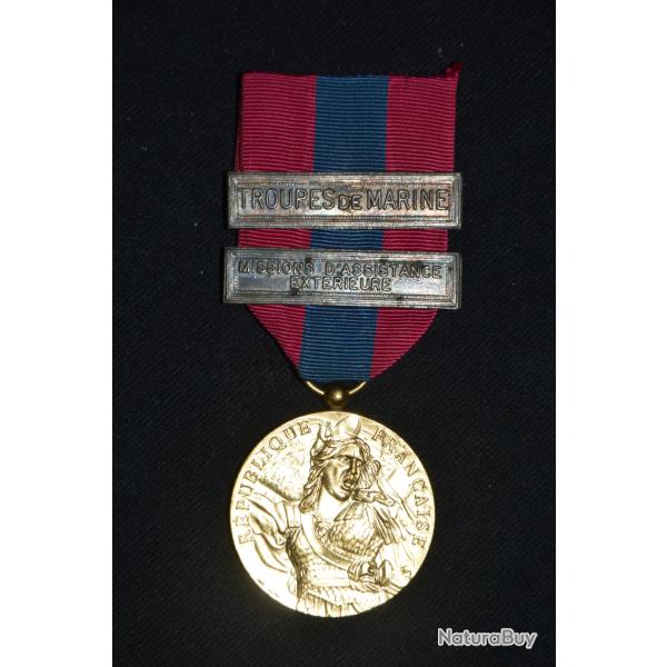 MEDAILLE DEFENSE NATIONALE-AGRAFES MISSION D'ASSISTANCE EXTERIEURE-TROUPE DE MARINE-CLASSE BRONZE