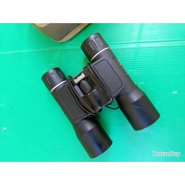 ANCIENNE JUMELLE  BUSHNELL  12 X 32  .  FONCTIONNEMENT BON  .