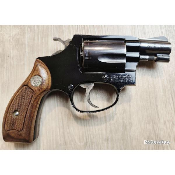 Revolver SMITH & WESSON mod. 37 AIRWEIGHT - Canon 2" - Cal. .38 Special (Occasion)