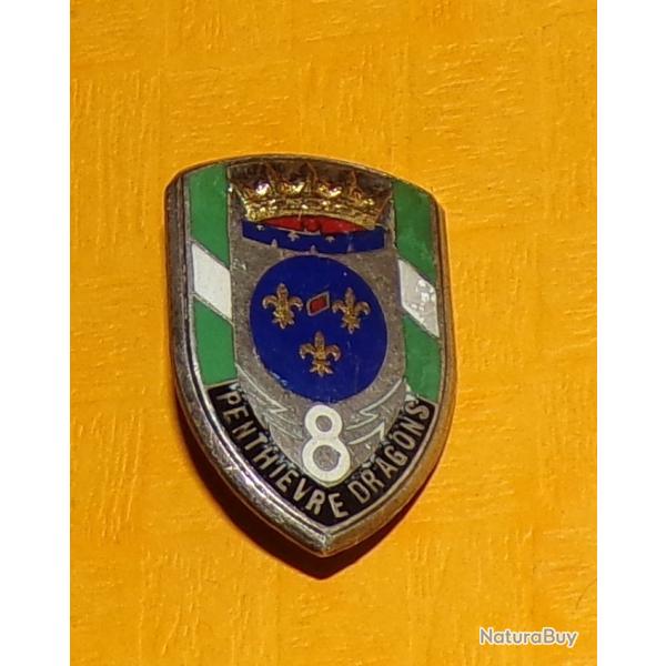 8� R�giment de Dragons, PENTHIEVRE, �mail, guilloch� , �cu vert � bandes blanches broch� d'un �cu ar