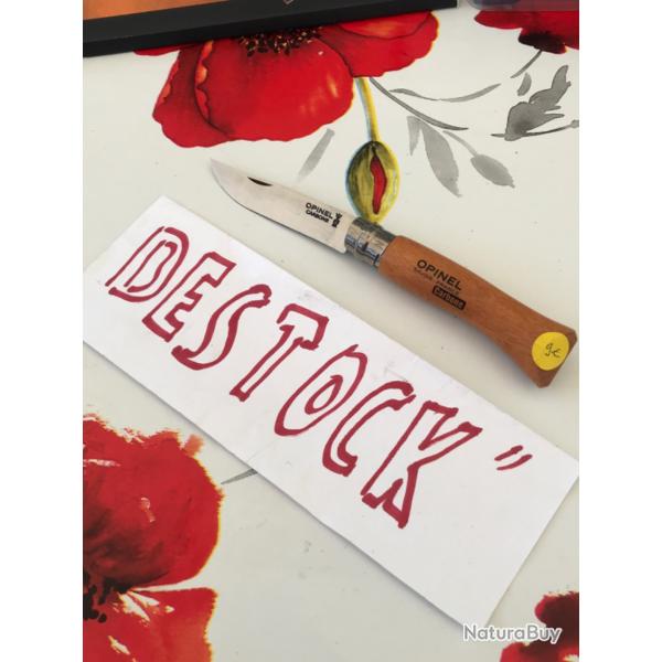 Opinel num�ro 7 lame en acier carbone