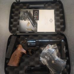 Revolver BERETTA MANURHIN MR73 Sport 5"1/4 Beretta cal.357 mag - 38 special Poign&eacute;e Bois Super Sport