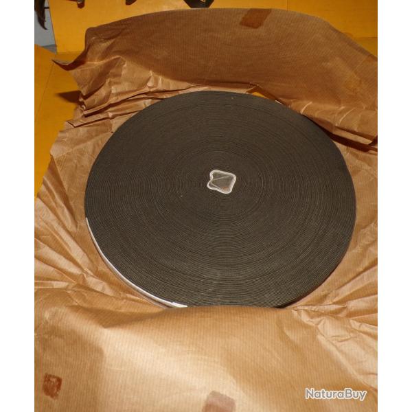 ROULEAU DE GALON KAKI AVEC LISERE NOIR  POUR L'ARMEE FRANCAISE , FABRICATION FRANCAISE  , ETAT NEUF