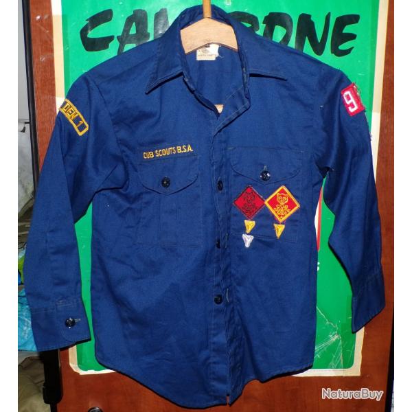 CHEMISE POUR ENFANT SCOUT AMERICAIN , DIMENSION VOIR PHOTOS  ,  ETAT  VOIR PHOTOS. POUR TOUT RENSEIG