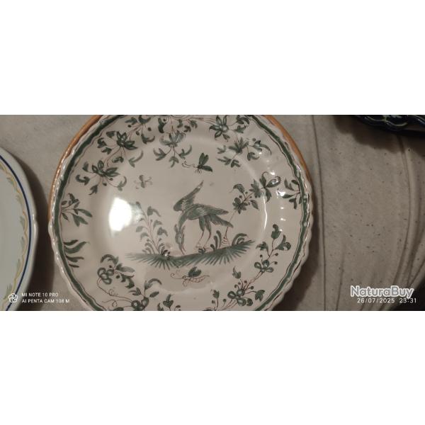 Assiette d�corative de diff�rentes r�gions !