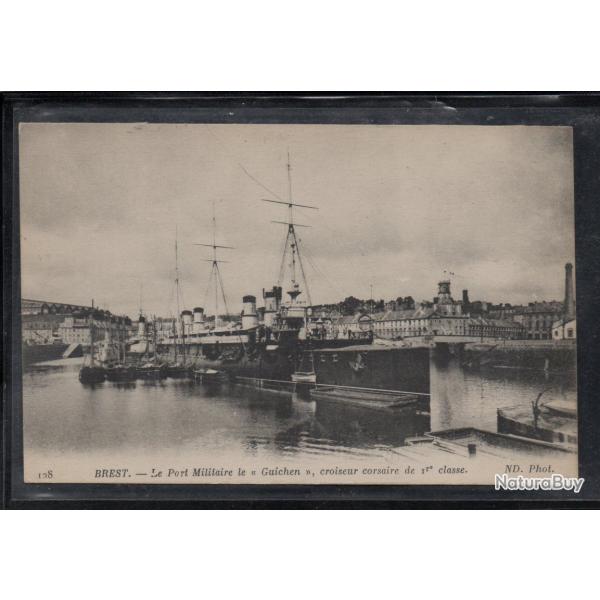 CPA - Marine Militaire - BREST- Le Port Militaire le guichen ,croiseur corsaire de 1er classe N�3818