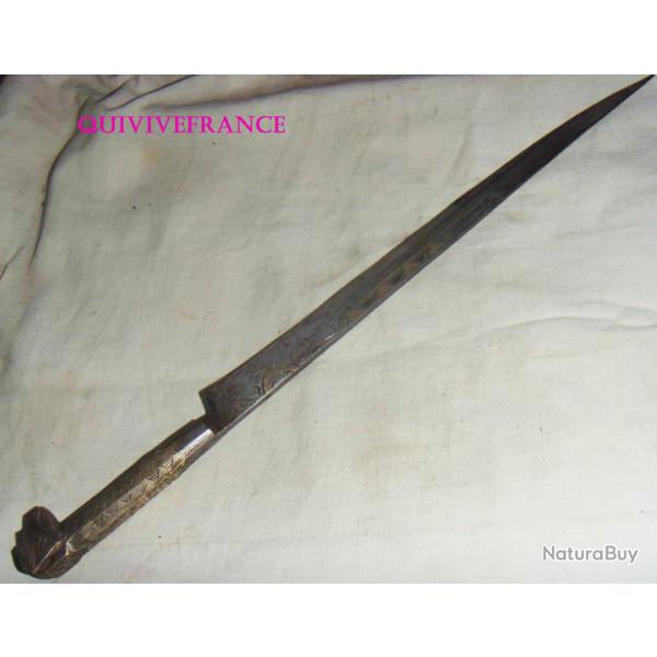 AB3100 - COUTEAU BERBERE - FLISSA D�but XIXe
