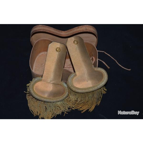 EPAULETTES CAPITAINE INFANTERIE COLONIALE-TUNIQUE -SECOND EMPIRE-GUERRE 1870/1871