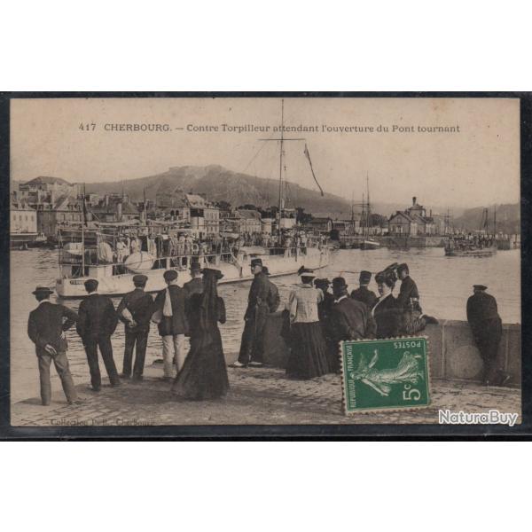 CPA - MARINE MILITAIRE - "CHERBOURG "Contre Torpilleur attendant l'ouverture du Pont tournant N�3831