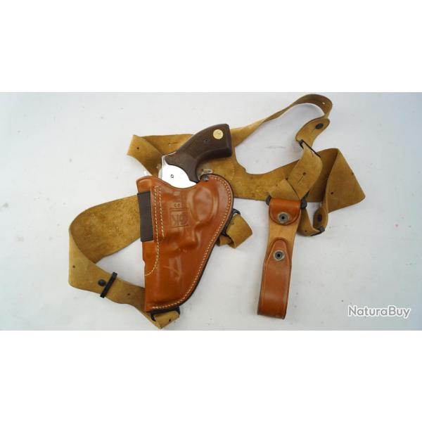 Holster d'&eacute;paule pour pistolet