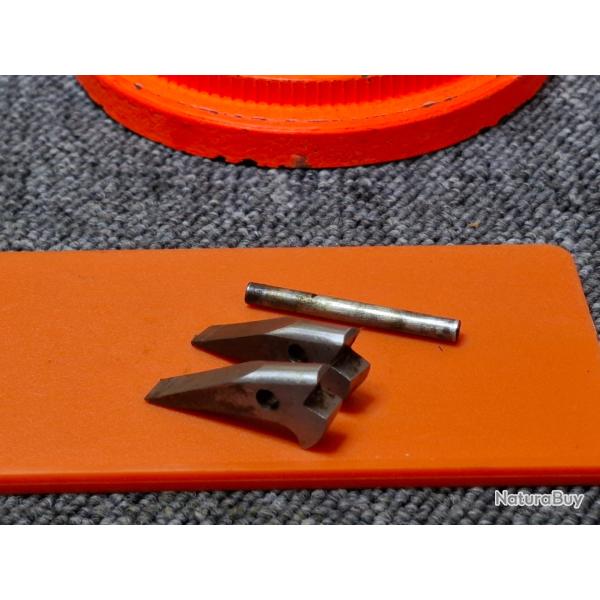 HELICE - Cal 12/70 - Juxta - Pi�ce - Paire Armeurs + axe