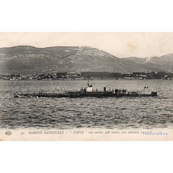 CPA - Marine de Guerre  - Sous - Marin  " PAPIN " - N�3840