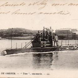 CPA -Marine de Guerre -  " Thon " Sous-Marin  -N&deg;3845