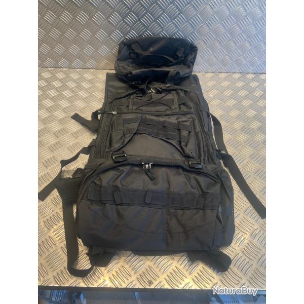 sac a dos 100L toile Oxford bretelles r�glables multiples poches randonn�e aventures plein air noir