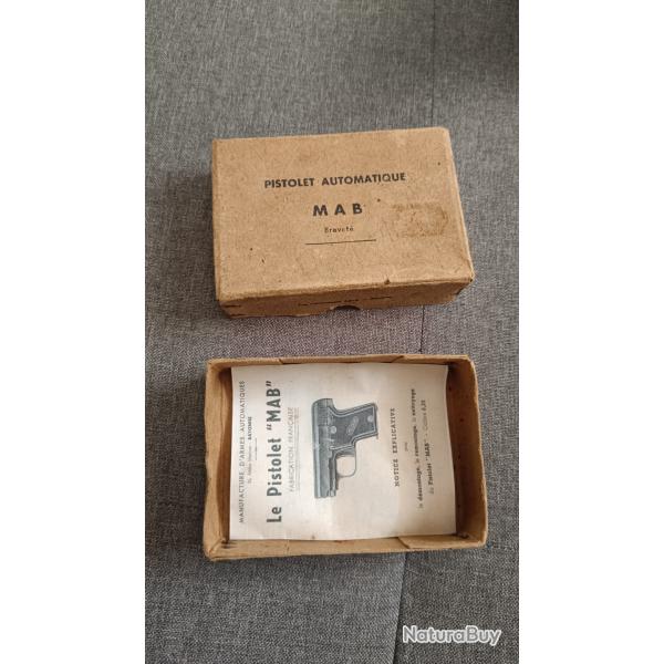 Bo�te vide pistolet MAB 6.35 + repro notice