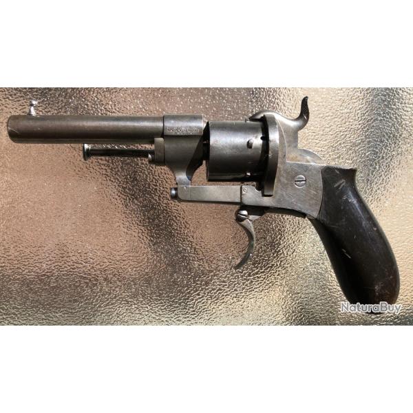 Beau revolver de poche  Dumonthier   six coups en calibre 7 mm  broche