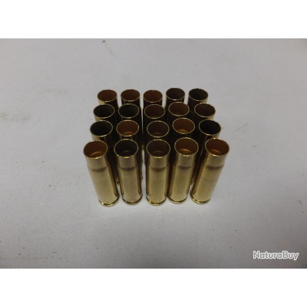 LOT 20 ETUIS 300 BLACKOUT AAC NEUVES