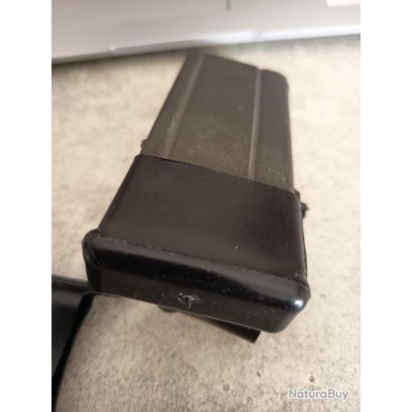 Vend prot�ge chargeur USM1 par lots de 10