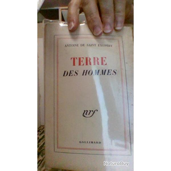 Terre des hommes par Antoine de Saint Exupery - NRF - Gallimard -